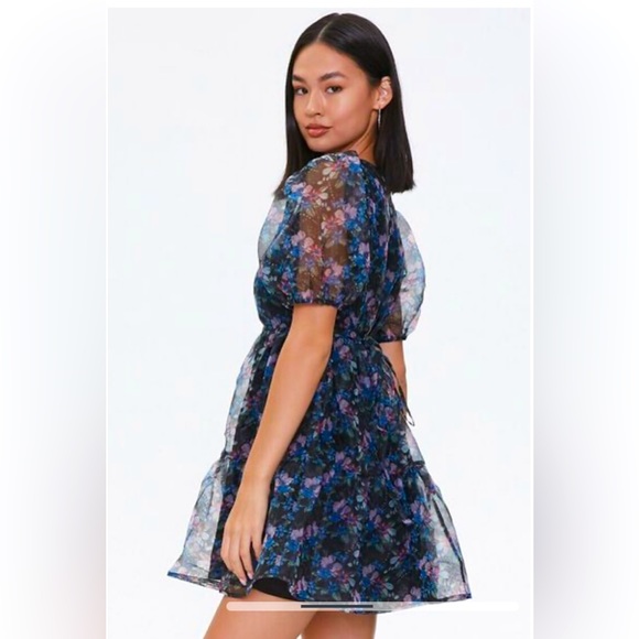 NWOT- FORVER 21 Floral Dress Size M - Picture 13 of 15